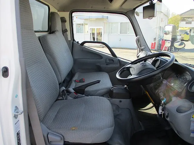 トヨタ ダイナ TPG-XZU605(2WD)の写真8