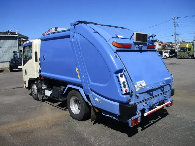 いすゞ エルフ TKG-NMR85AN(2WD)の写真4