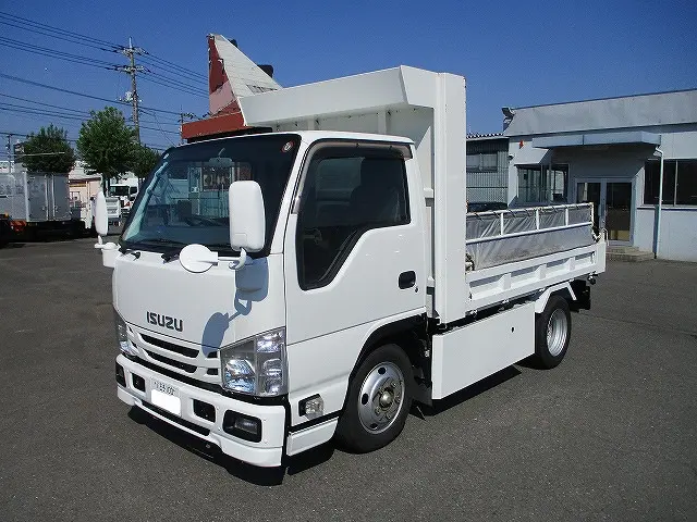 いすゞ エルフ TPG-NJR85AN(2WD)の写真1