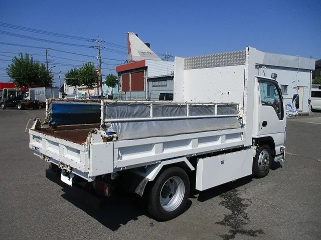 いすゞ エルフ TPG-NJR85AN(2WD)の写真4