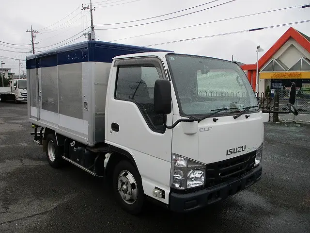 いすゞ エルフ TRG-NJR85AN(2WD)の写真2