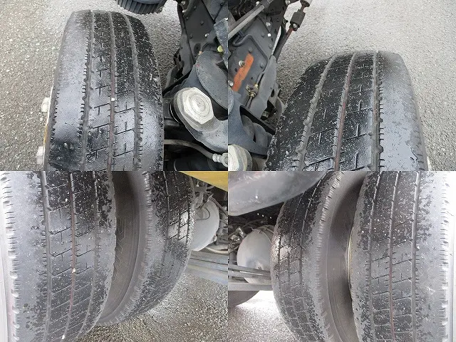 いすゞ エルフ TRG-NJR85AN(2WD)の写真16