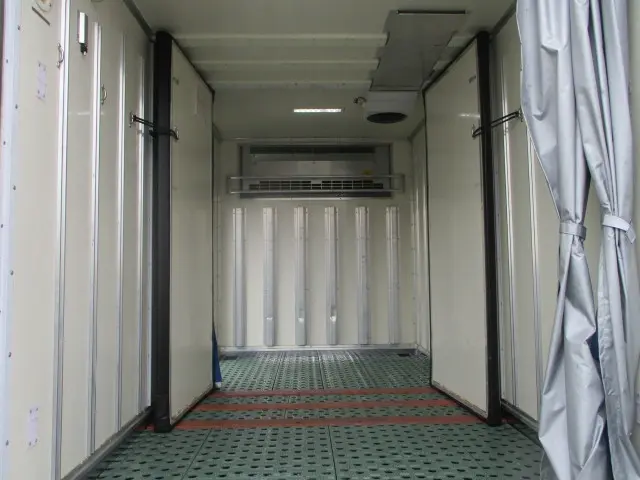 いすゞ エルフ TPG-NHR85AN(2WD)の写真5