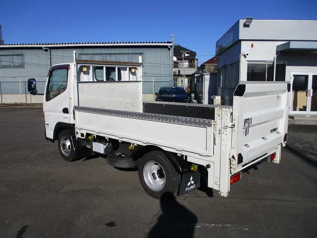 三菱 キャンターガッツ TPG-FBA00(2WD)の写真3