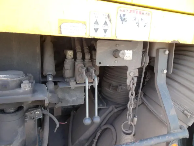 いすゞ フォワード PDG-FVR34U2改(2WD)の写真7