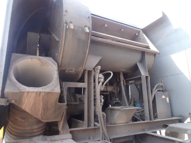 いすゞ フォワード PDG-FVR34U2改(2WD)の写真12