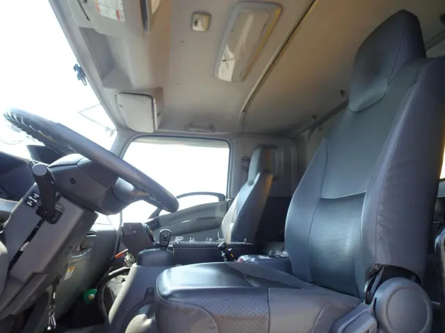 いすゞ フォワード PDG-FVR34U2改(2WD)の写真21