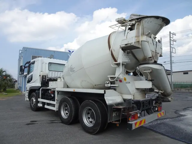 三菱 スーパーグレート 2KG-FV70GX(6x4)の写真2