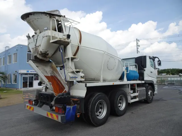 三菱 スーパーグレート 2KG-FV70GX(6x4)の写真4