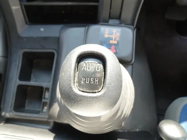 いすゞ ギガ PDG-CYG77P8(その他)の写真25