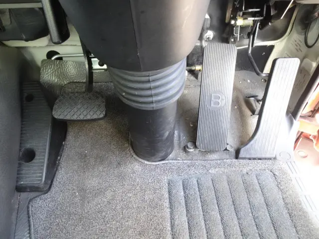 いすゞ ギガ PDG-CYG77P8(その他)の写真26