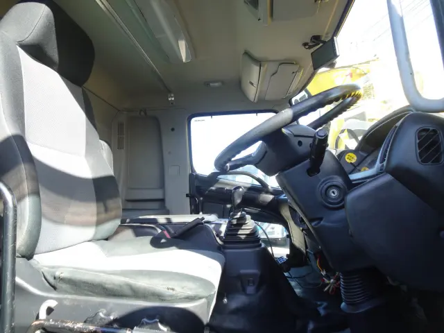 日野 レンジャー LDG-GK8JKAA(6x4)の写真21