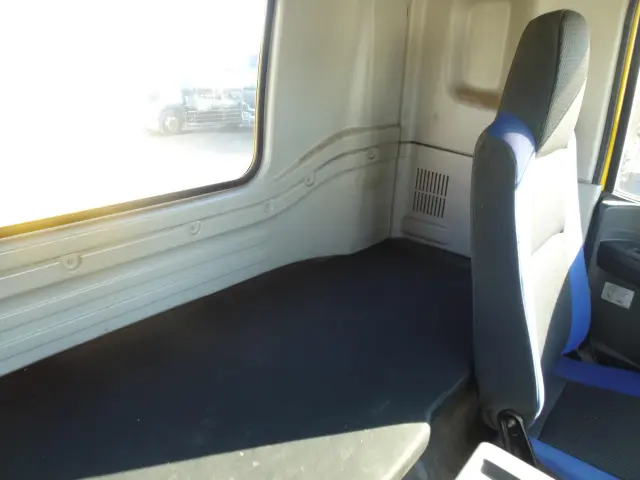 いすゞ ギガ 2KG-CXZ77CT(6x4)の写真22