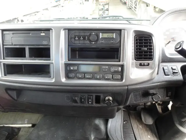 日野 レンジャー QKG-FJ7JGAA(2WD)の写真26