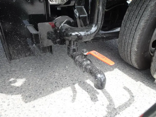 三菱 キャンター 2RG-FBA20(2WD)の写真8