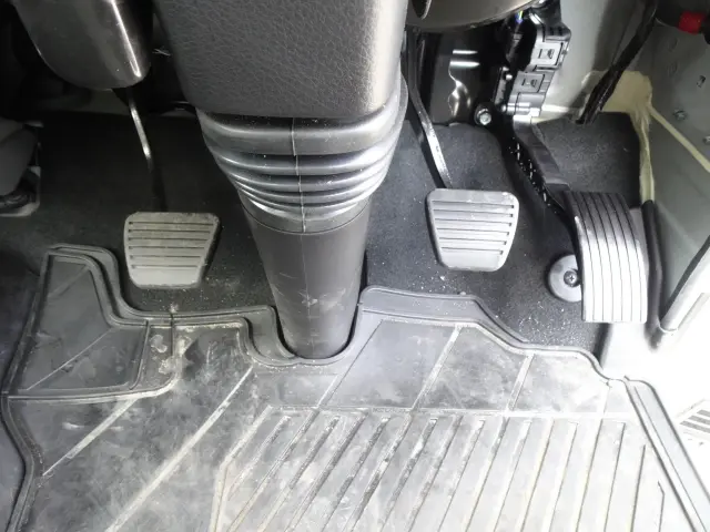 三菱 キャンター 2RG-FBA20(2WD)の写真25