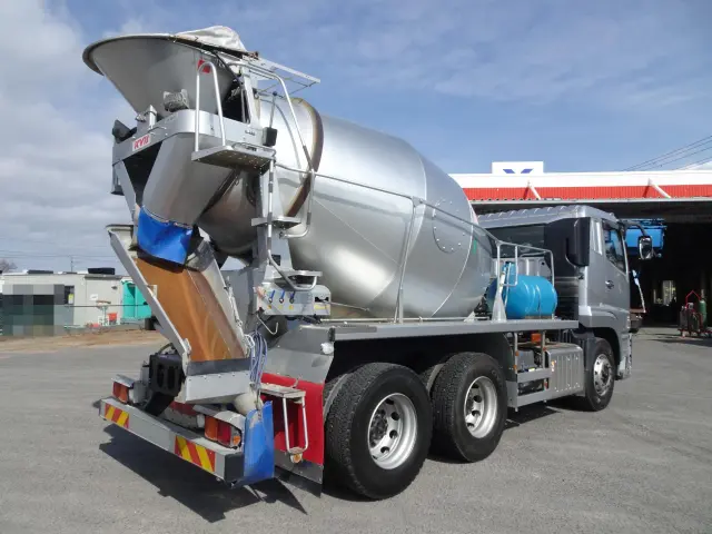 三菱 スーパーグレート 2KG-FV70GX(6x4)の写真4