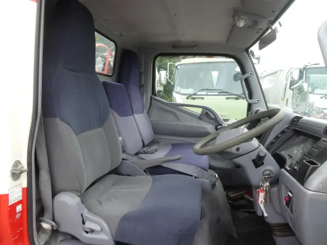 三菱 キャンター PA-FE73DB(2WD)の写真20