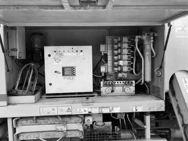 UD コンドル BDG-PK37C改(2WD)の写真8