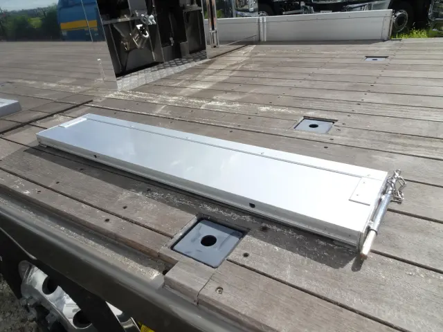 三菱 スーパーグレート 2PG-FS70HZ(8x4)の写真10