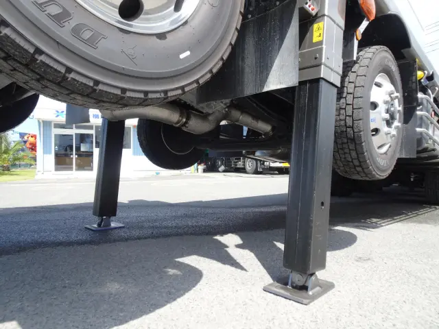 三菱 スーパーグレート 2PG-FS70HZ(8x4)の写真12