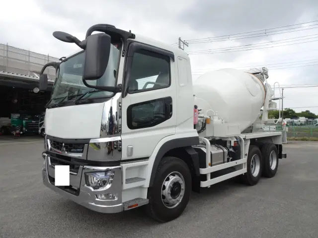 三菱 スーパーグレート 2KG-FV70GX(6x4)の写真1