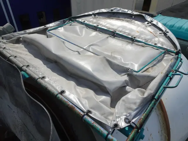 いすゞ フォワード LKG-FTR90S2(2WD)の写真9