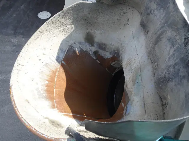 いすゞ フォワード LKG-FTR90S2(2WD)の写真10