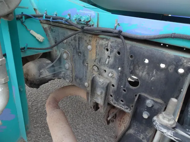 いすゞ フォワード LKG-FTR90S2(2WD)の写真15