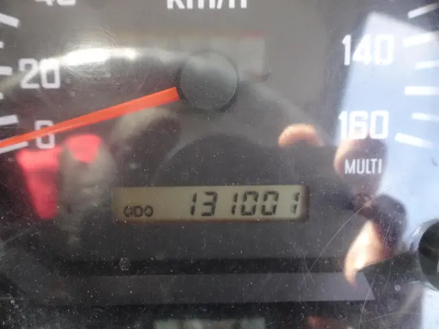 いすゞ フォワード LKG-FTR90S2(2WD)の写真22