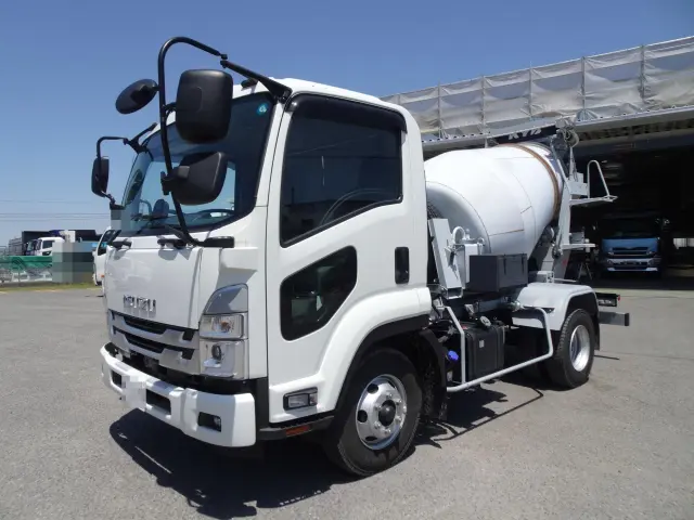 いすゞ フォワード 2PG-FRR90S2(2WD)の写真1