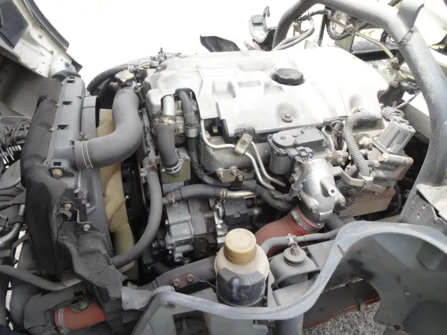三菱 キャンター PA-FE73DB(2WD)の写真19