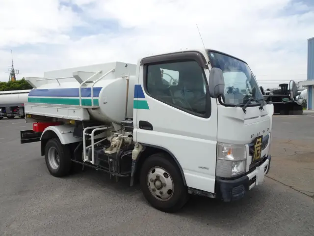 三菱 キャンター TPG-FEA50(2WD)の写真3
