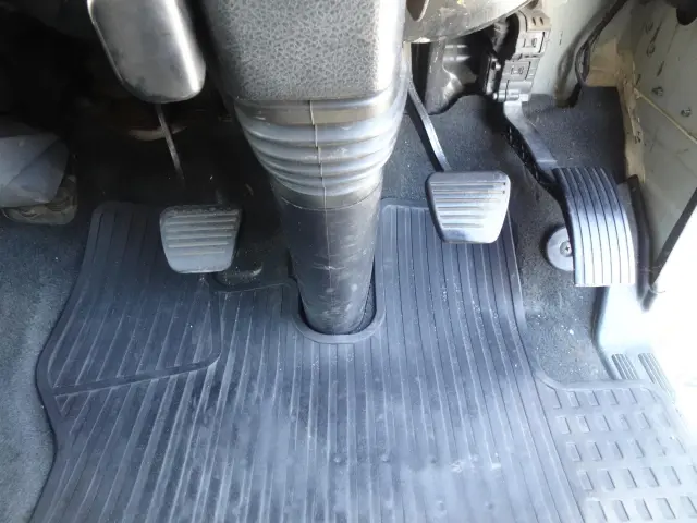 三菱 キャンター TPG-FEA50(2WD)の写真26