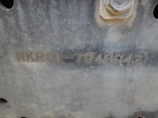 いすゞ エルフ PB-NKR81N(2WD)の写真20