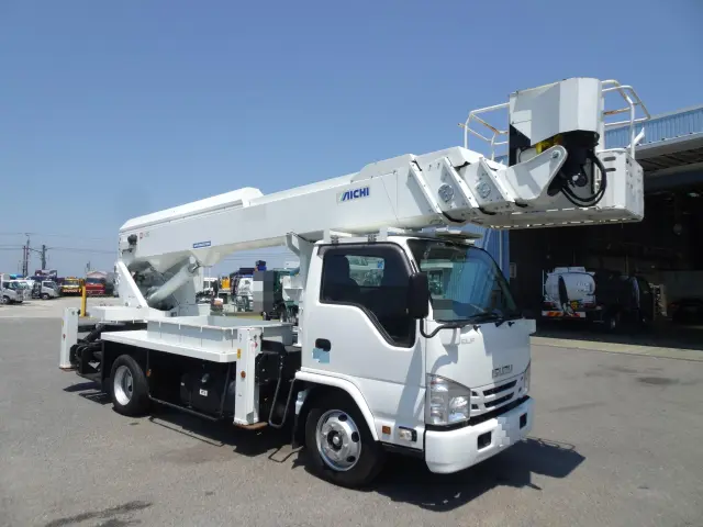 いすゞ エルフ TKG-NKR85YN(2WD)の写真3