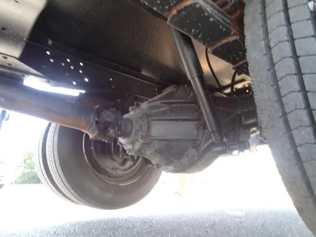 いすゞ エルフ TKG-NKR85YN(2WD)の写真18