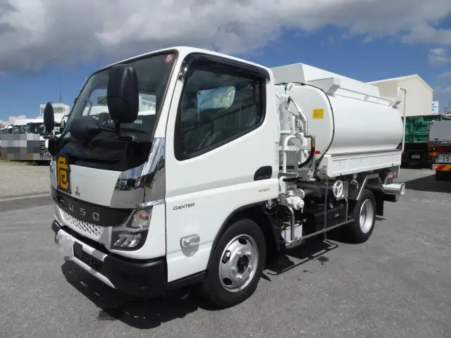 三菱 キャンター 2RG-FGA50(4WD)の写真1