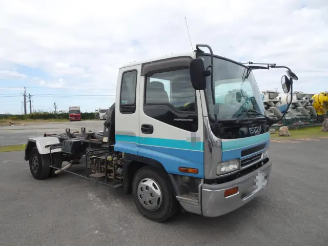 いすゞ フォワード KK-FRR35G4(2WD)の写真3