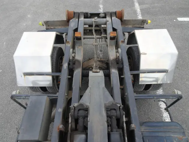 いすゞ フォワード KK-FRR35G4(2WD)の写真8