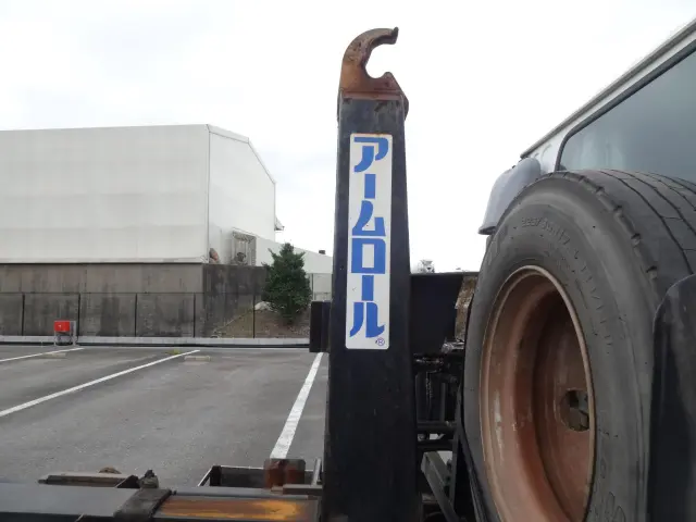 いすゞ フォワード KK-FRR35G4(2WD)の写真12