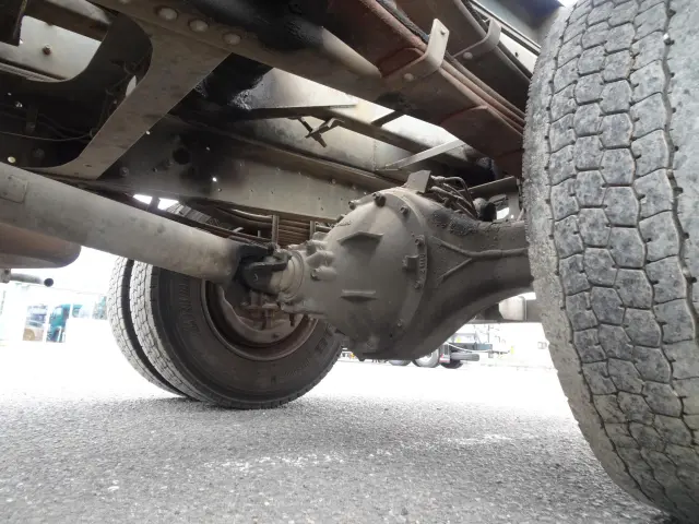 いすゞ フォワード KK-FRR35G4(2WD)の写真15