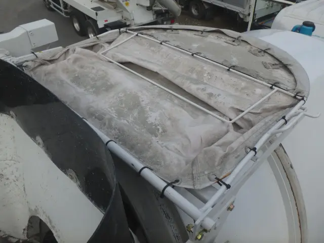 日野 レンジャー LKG-FJ7JDAA(2WD)の写真7