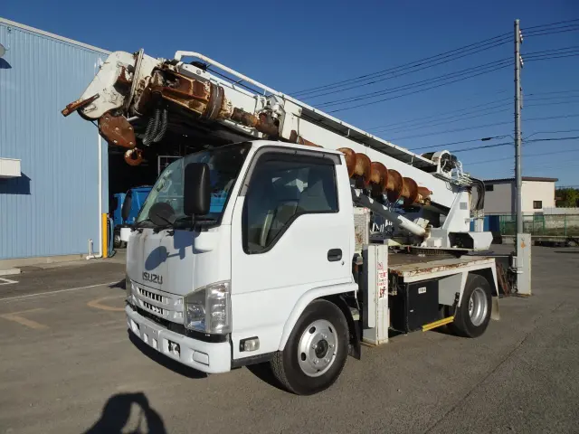 いすゞ エルフ TPG-NKR85N(2WD)の写真1