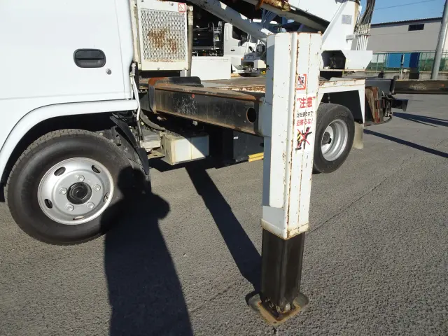 いすゞ エルフ TPG-NKR85N(2WD)の写真12