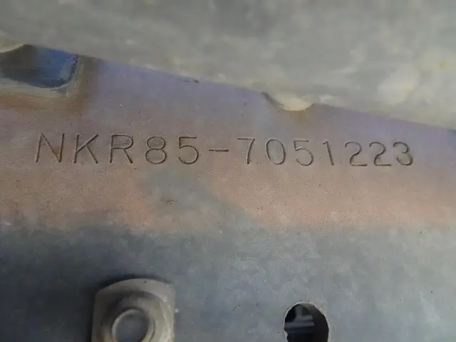 いすゞ エルフ TPG-NKR85N(2WD)の写真18