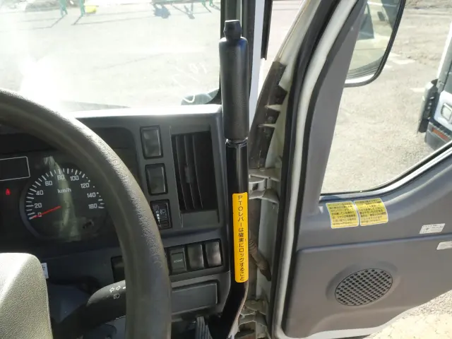 いすゞ エルフ TPG-NKR85N(2WD)の写真22