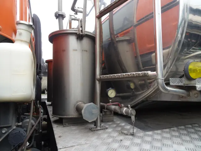 いすゞ ギガ PDG-CYG77P8(その他)の写真6