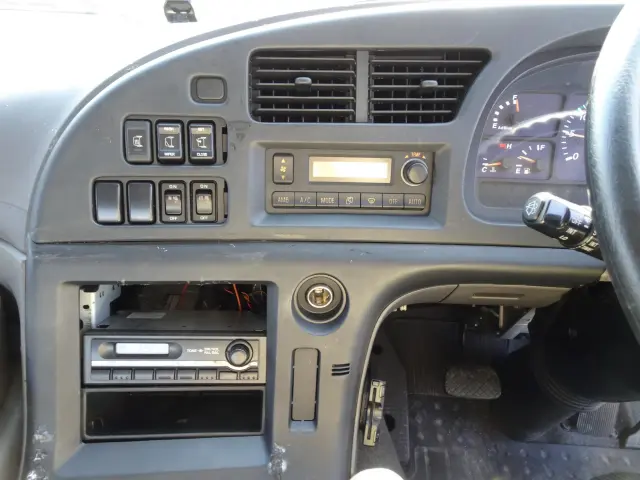 いすゞ ギガ QKG-CYG77AM(その他)の写真21