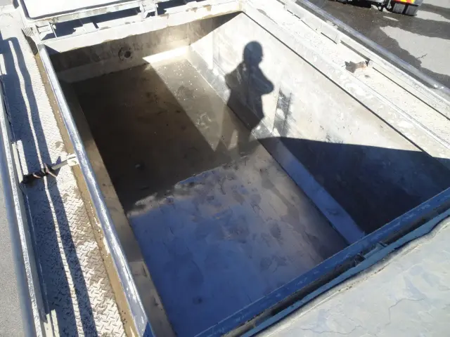 ＵＤ クオン ADG-CW2XL(6x4)の写真14